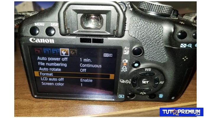 Cómo formatear una tarjeta SD en una DSLR Canon