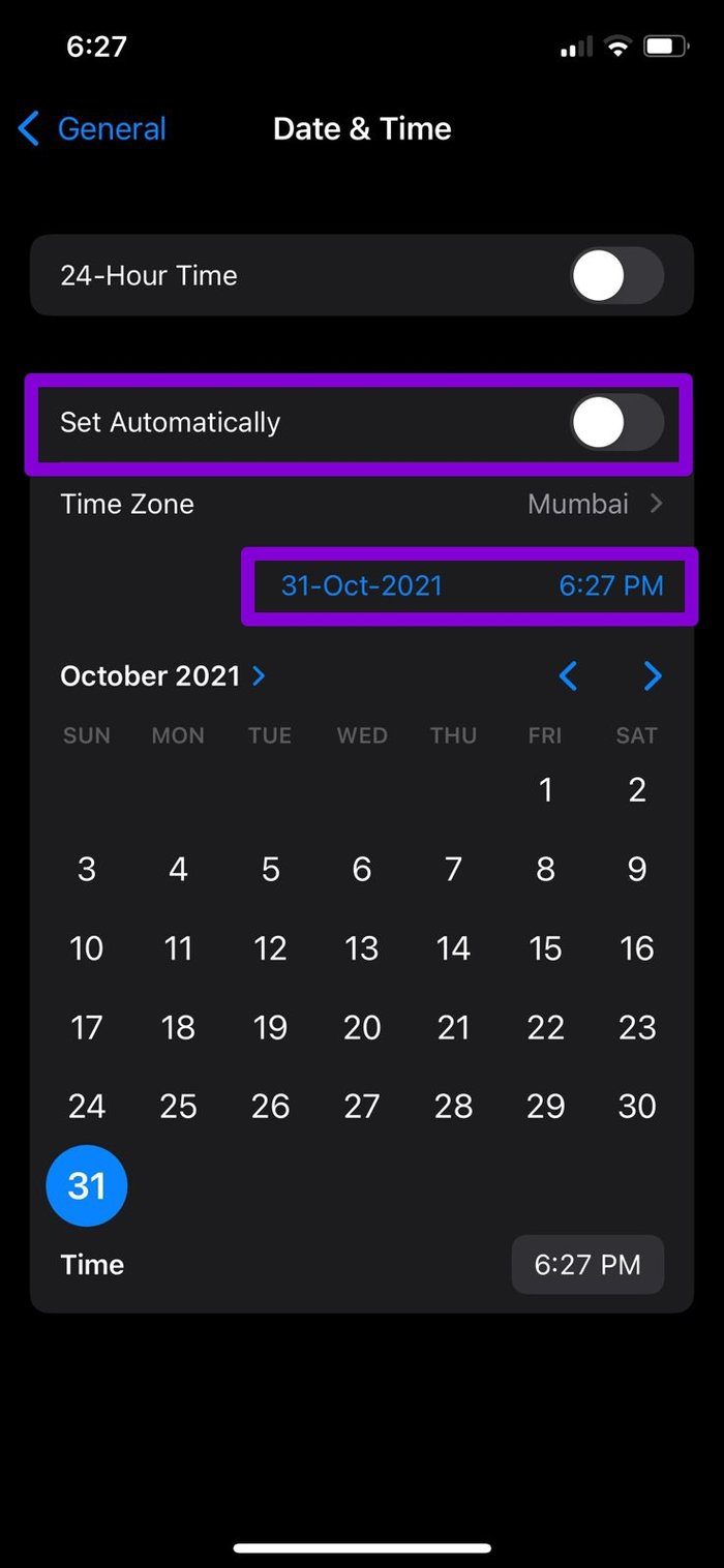 Cambiar manualmente la fecha y la hora en el iPhone