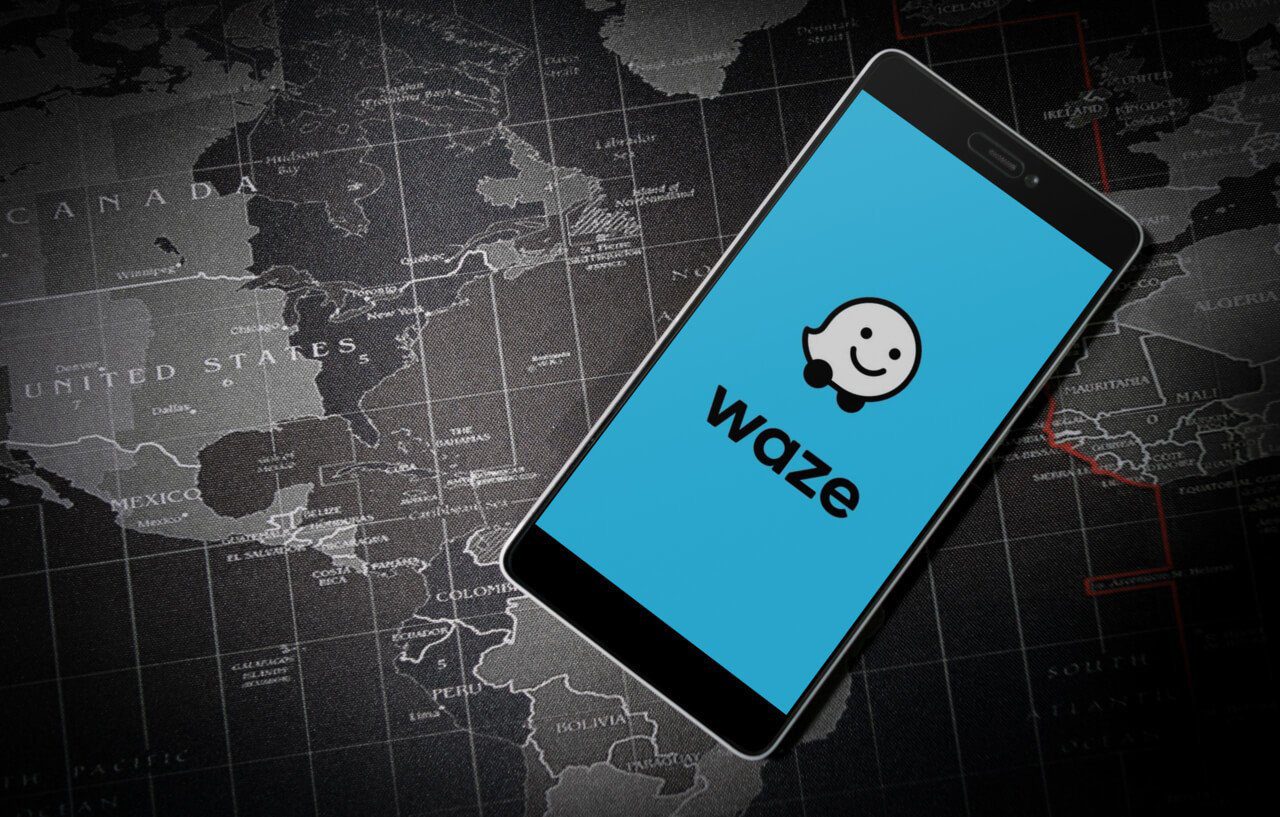 Cambiar la voz de navegación de Waze destacada