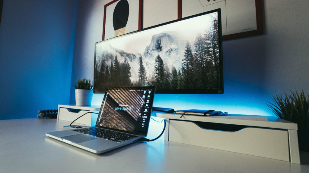 Los 5 mejores monitores de oficina en casa por menos de $300